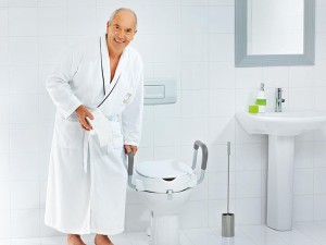 Care sunt beneficiile unui inaltator WC