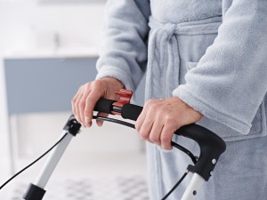 Avantajele unui rollator pentru varstnici