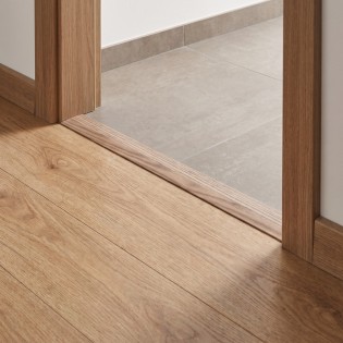 Profil trecere la nivel, aluminiu, 35mmx90cm, lemn natural Cordoba 710, set 5 bucati, 3085, Ersin